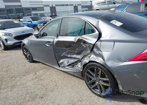 2017 Lexus Is 200T z USA, uszkodzony, nr VIN JTHBA1D28H5040833